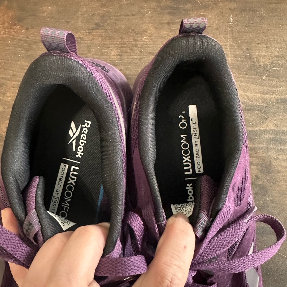Reebok Purple Athletic Shoes Cushioned Sole Knit Material - Picture 4 of 5